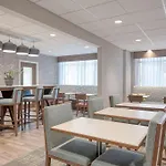 Hampton Inn Cleveland-Airport/Tiedeman Road 